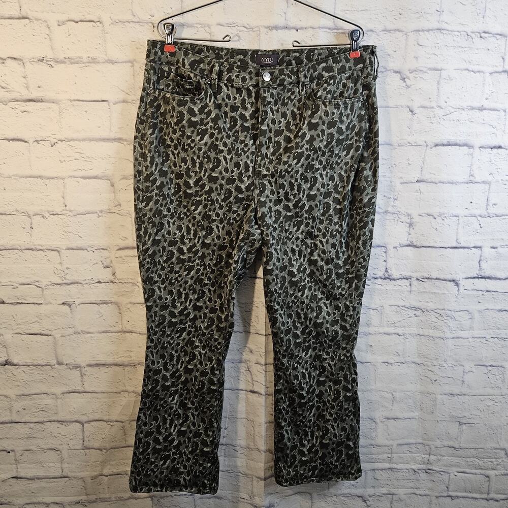 NYDJ Jeans Womens 14 Green Leopard Print Straight Lift Tuck Stretch